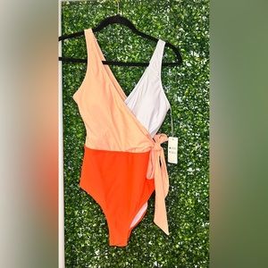 New One Piece swimsuit / bikini !